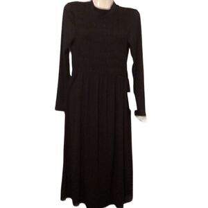 Velvet Torch women’s dress Size Small black midi smocked chest long sleeve NWT